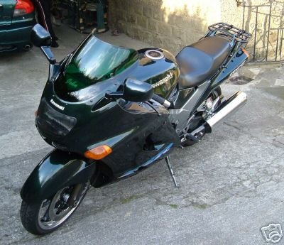 1996 Kawasaki ZZ-R1100D4, front three-quarter view